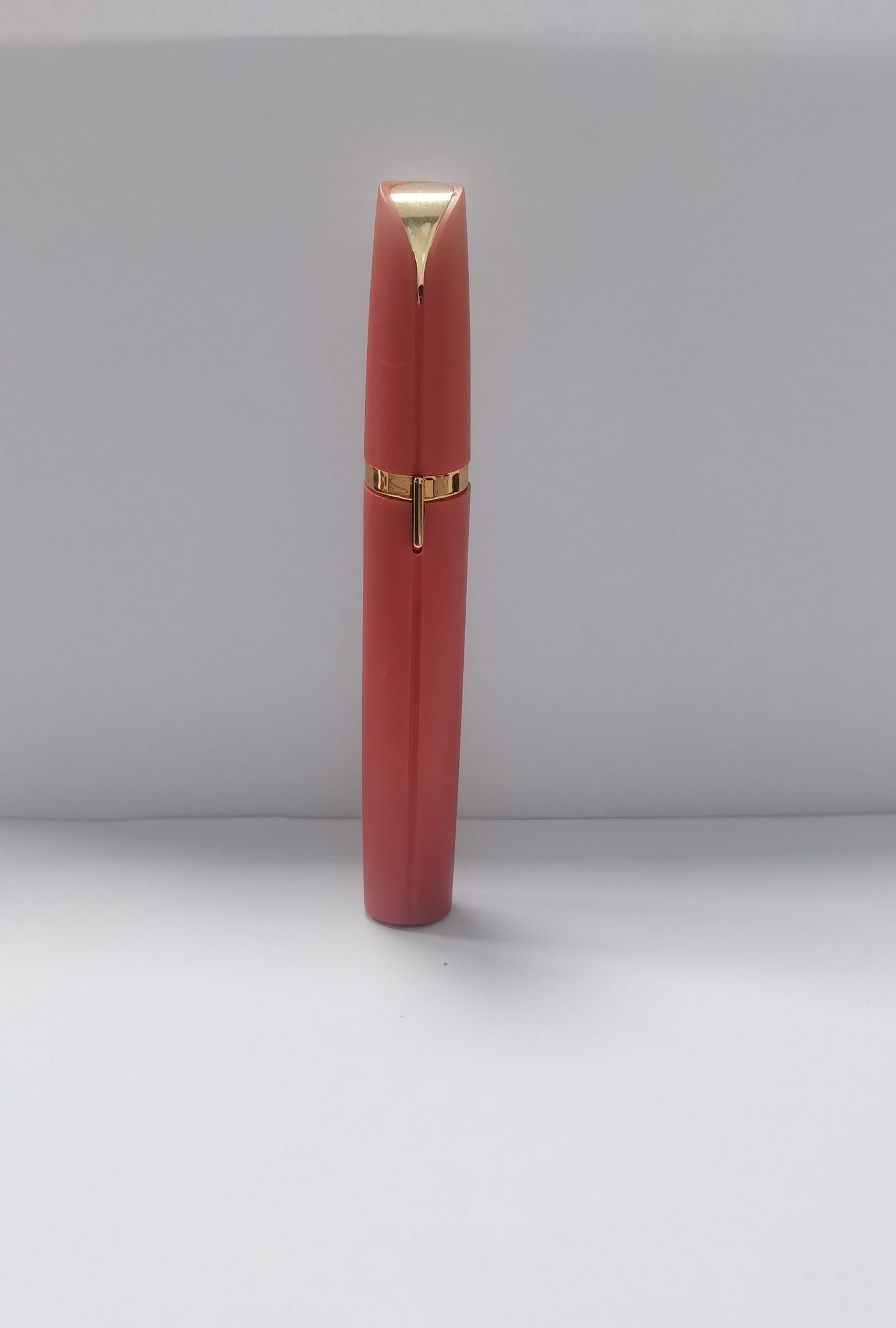 Electric Eyebrow Trimmer - Mini Precision Hair Remover with LED Light